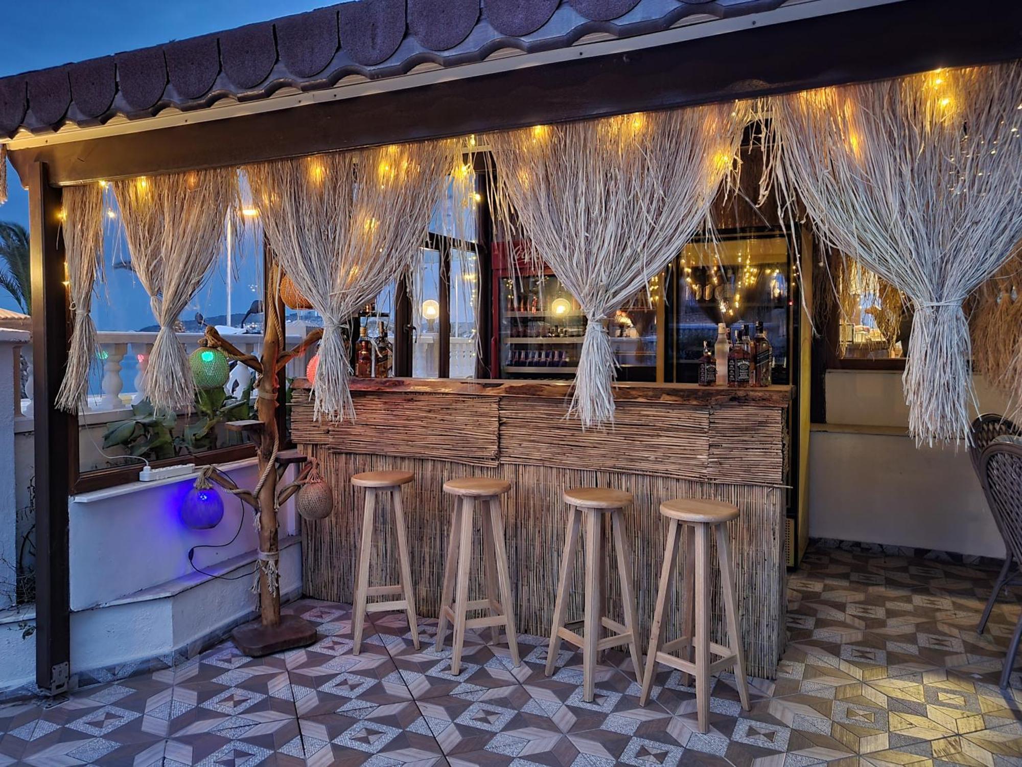 Soezer Otel Ayvalı Kültér fotó