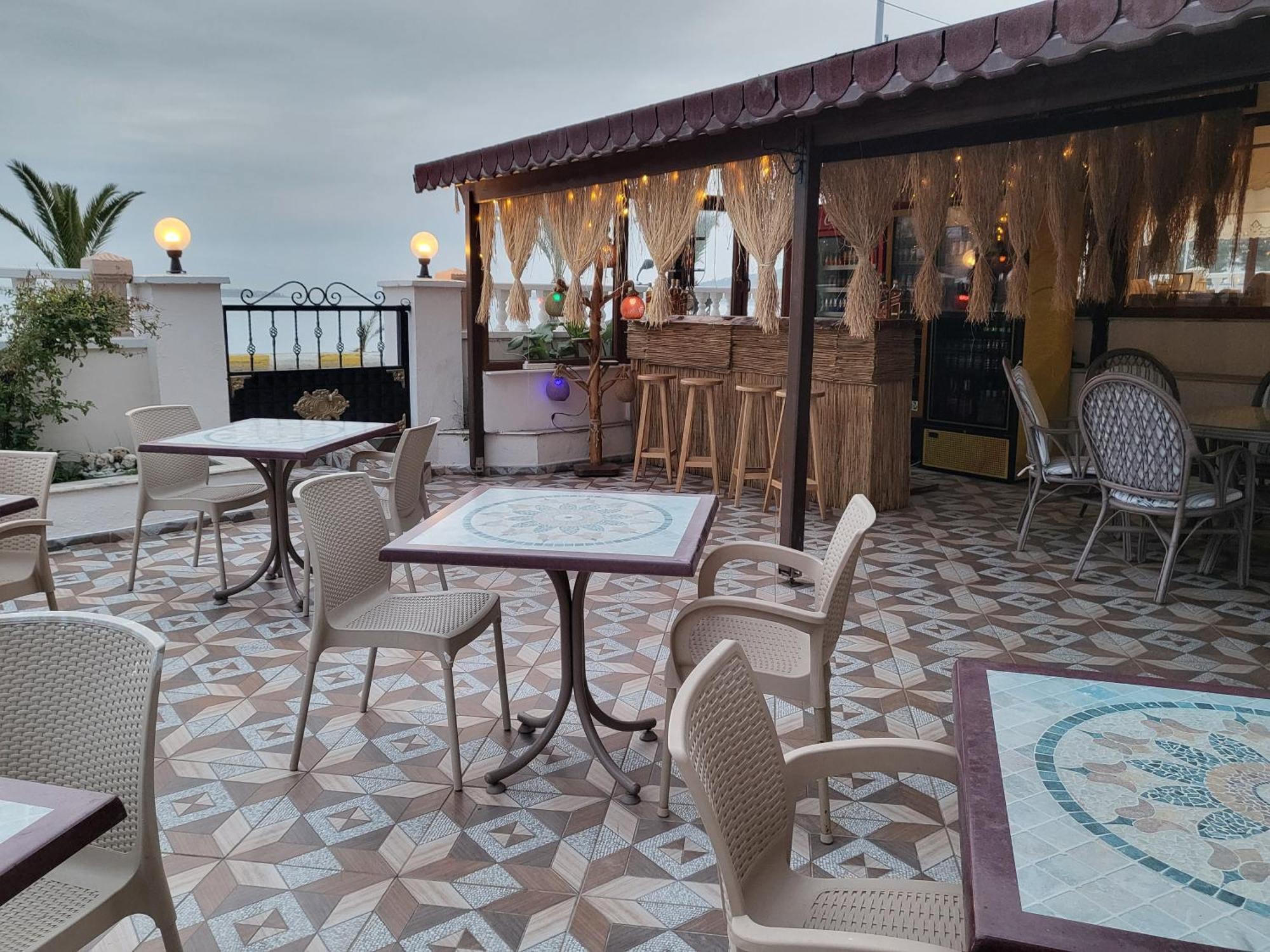 Soezer Otel Ayvalı Kültér fotó