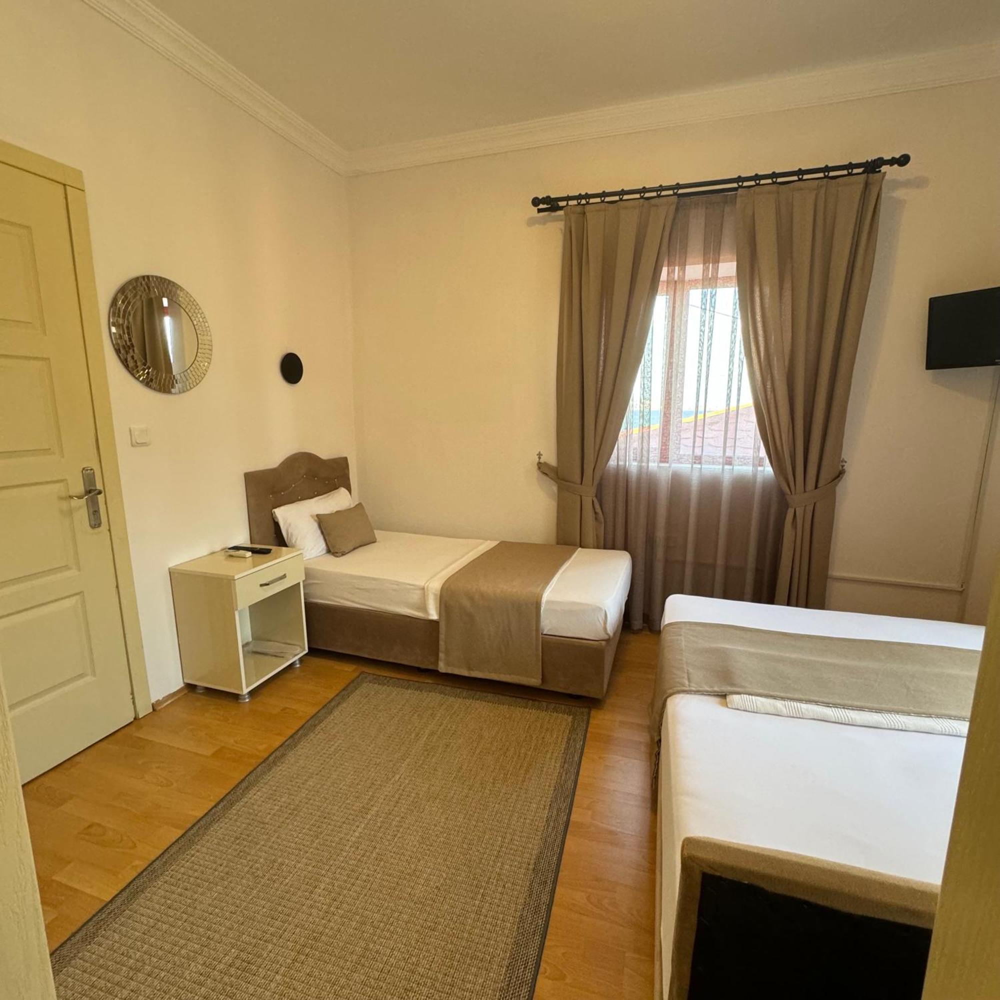 Soezer Otel Ayvalı Kültér fotó